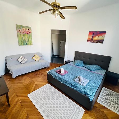 בוקרשט Unirii Downtown Apartment מראה חיצוני תמונה